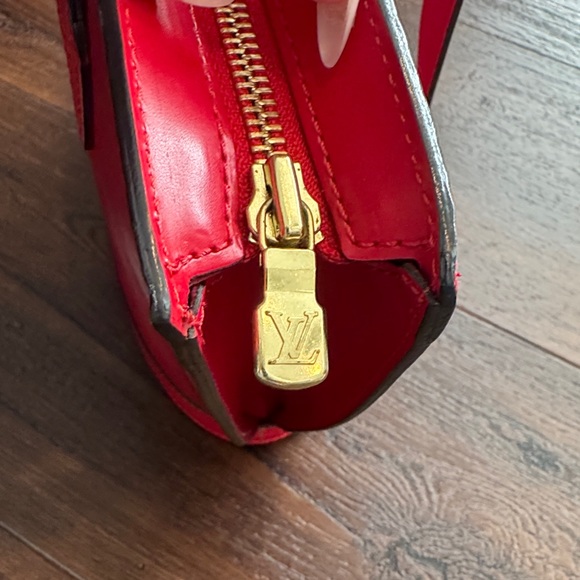 Louis Vuitton Authentic Saint Jacques Epi Leather Red Shoulder Bag with Dust Bag - Picture 10 of 13